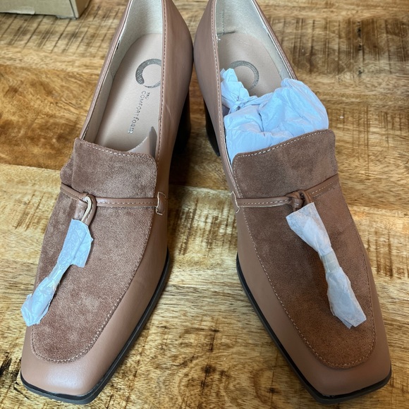 Journee Collection Tan Women's Loafers NIB Sz 9 New Taupe - Picture 7 of 13